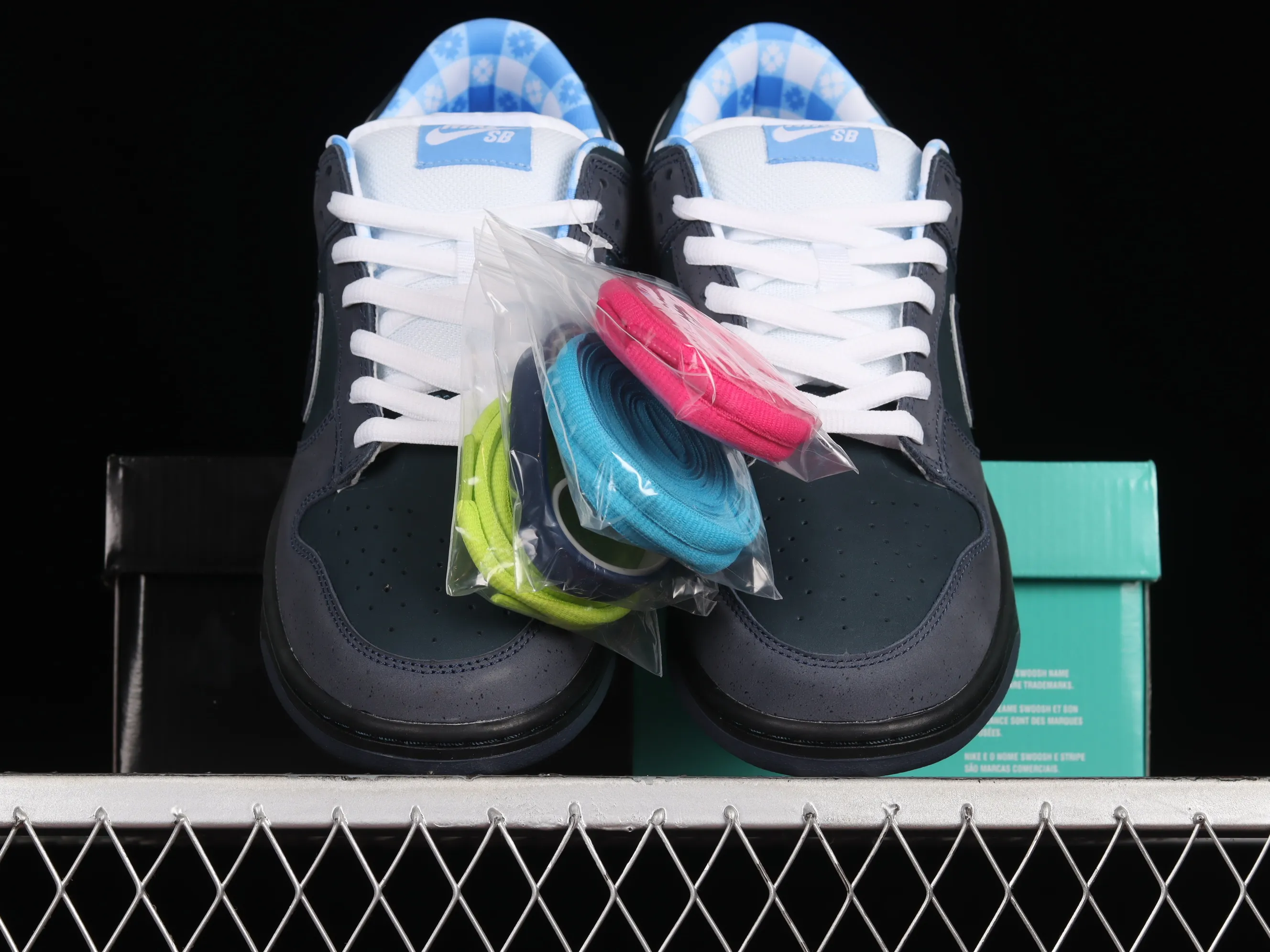 All categories Nk SB Dunk Series Nk SB Dunk Low low-top sneakers pure original version Concepts x Nk Dunk Low Pro SB "Blue Lobster" full-layer blue lobster SB low-top sports and leisure sneakers 313170-342